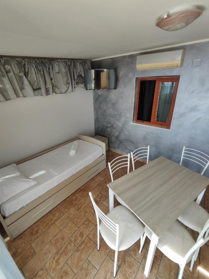 Sicily Travel Apartment'S 4 Giardini Naxos Kültér fotó